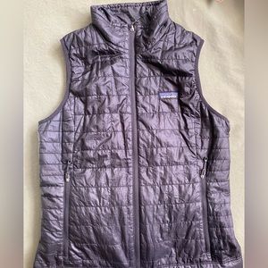 Black Patagonia nanopuff vest